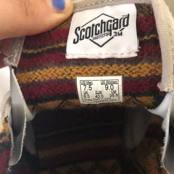 Vans Womens size 9/ Mens 7.5 - Picture 4 of 5